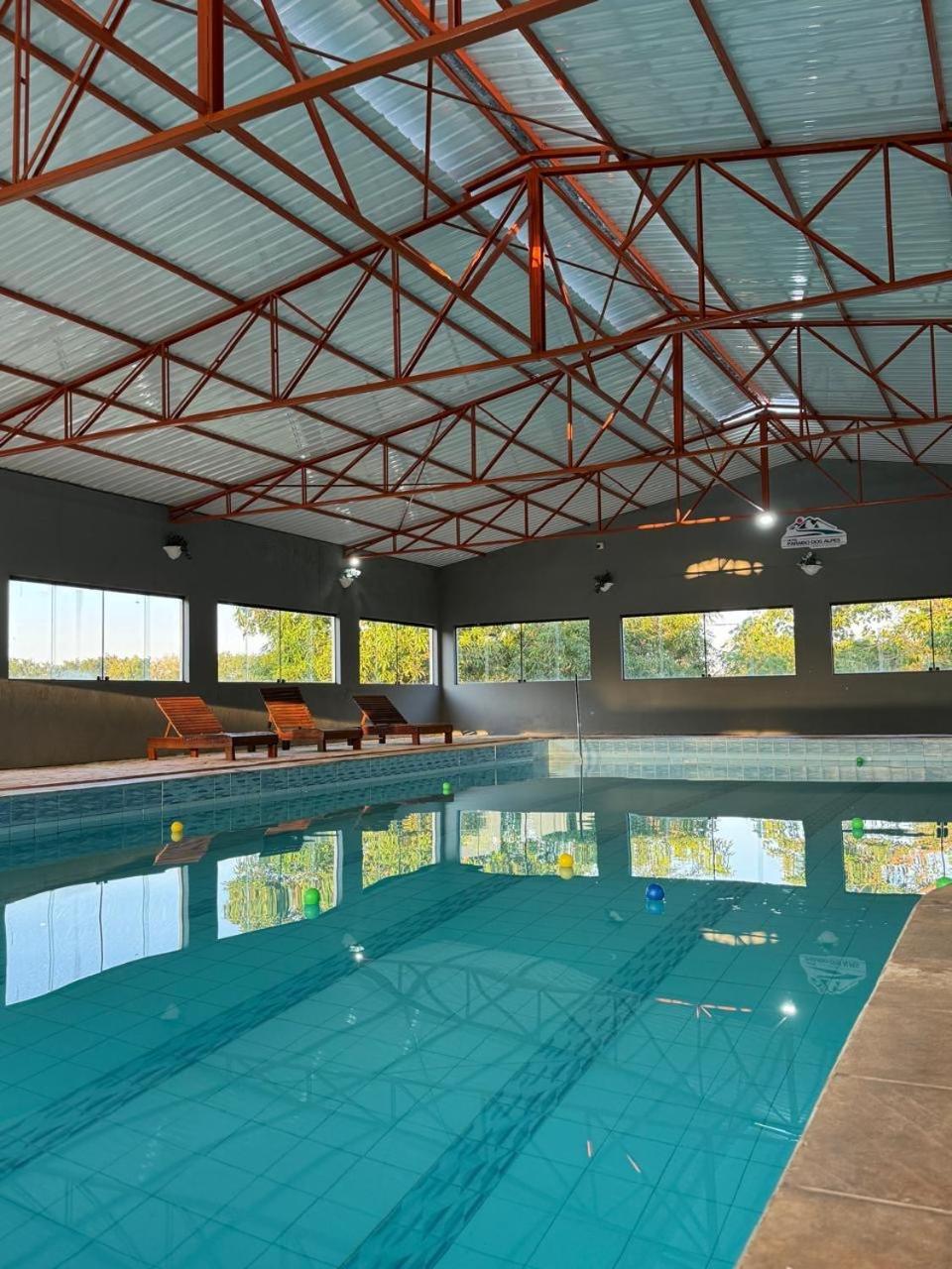 Hotel Paraiso Dos Alpes Sao Pedro  Eksteriør billede